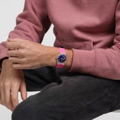 SO28K111 Swatch Neon Pink Podium Bayan Kol Saati
