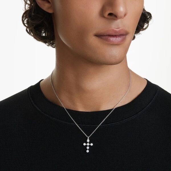 5675576 Swarovski Kolye insigne:Pend Cross_Constella Whi/Rhs 5675576