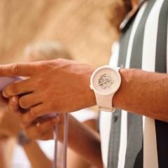 SB03W100 Swatch Big Bold Ceramic C-White Unisex Kol Saati