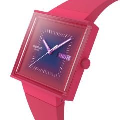 SO34R700 Swatch Squarely Berry Unisex Kol Saati SO34R700