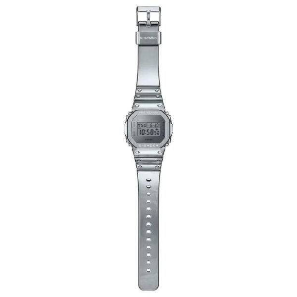 GM-5600YM-8A8DR Casio G-Shock Erkek Kol Saati