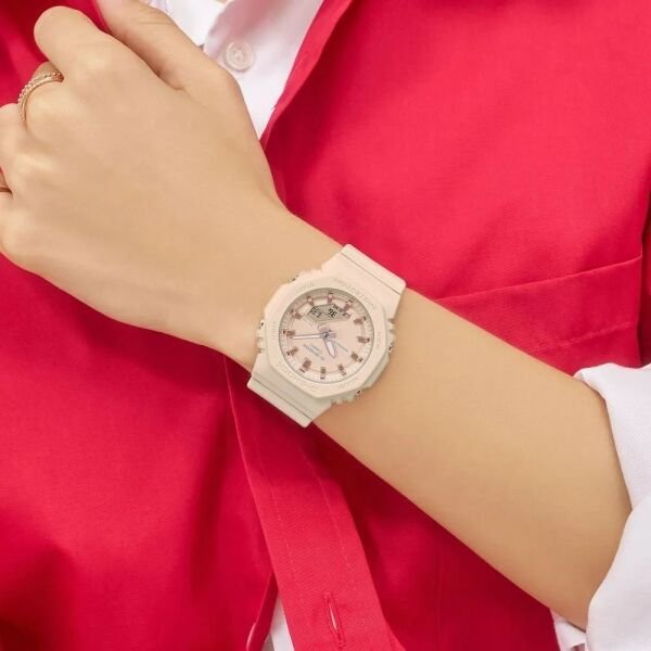 GMA-P2100M-4ADR Casio G-Shock Bayan Kol Saati