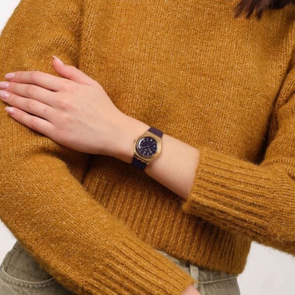 YLG413 Swatch Heart of Burgundy Bayan Kol Saati