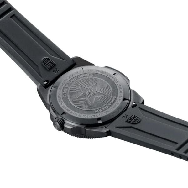 LUMINOX XS.3137.B PACIFIC DIVER (İsviçre Üretimi Ronda 515 Mekanizmalı) Erkek Kol Saati