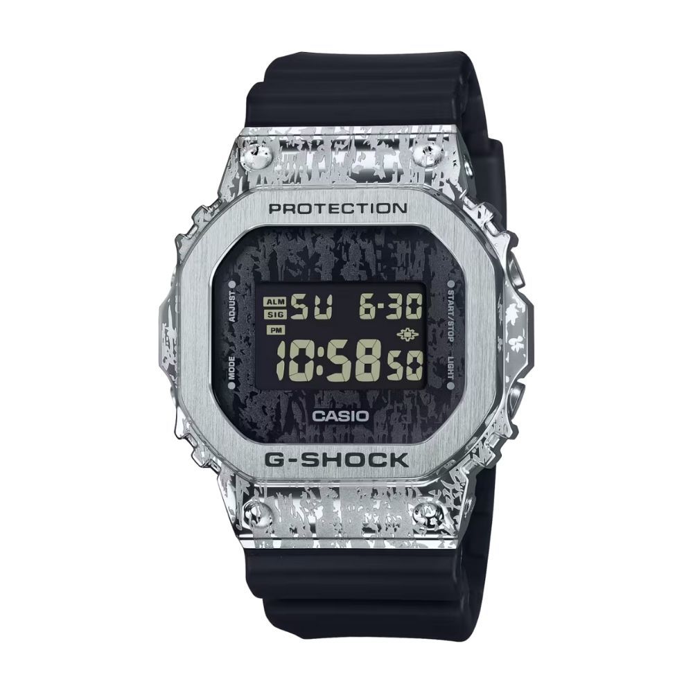 GM-5600GC-1DR Casio G-Shock Erkek Kol Saati GM-5600GC-1DR