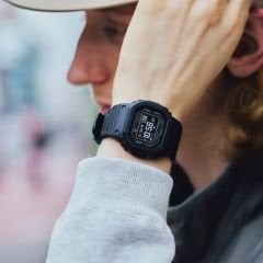 DW-H5600-1DR Casio G-Shock G-Squad Erkek Kol Saati DW-H5600-1DR