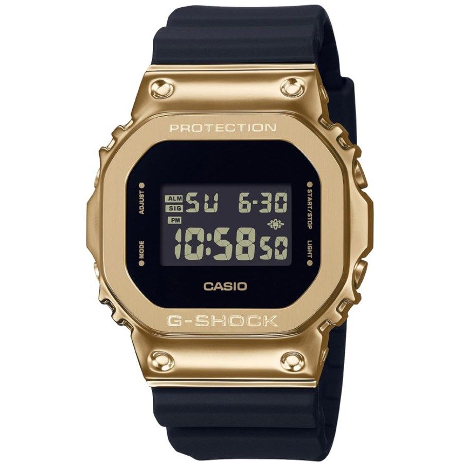GM-5600G-9DR Casio G-Shock Erkek Kol Saati