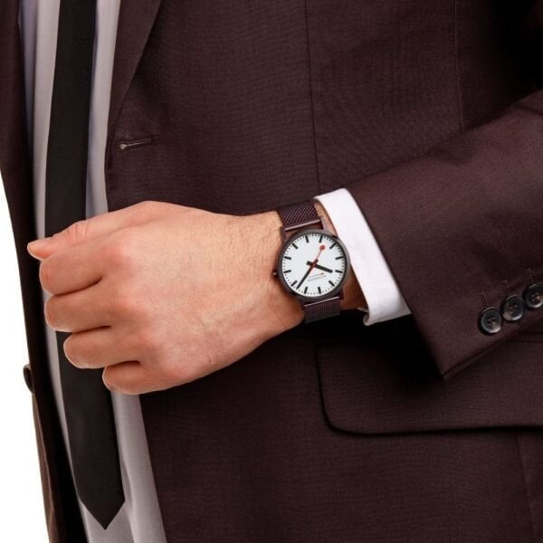 A660.30360.1BSBZ Mondaine Classic Erkek Saati