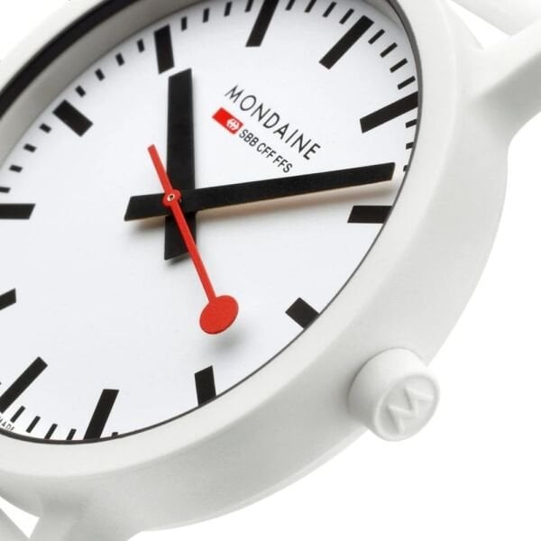 MS1.41110.RA Mondaine Essence Erkek Kol Saati