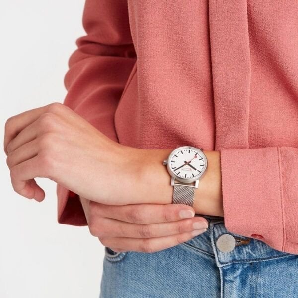 MSE.35110.SM Mondaine Evo2 Kadın Kol Saati