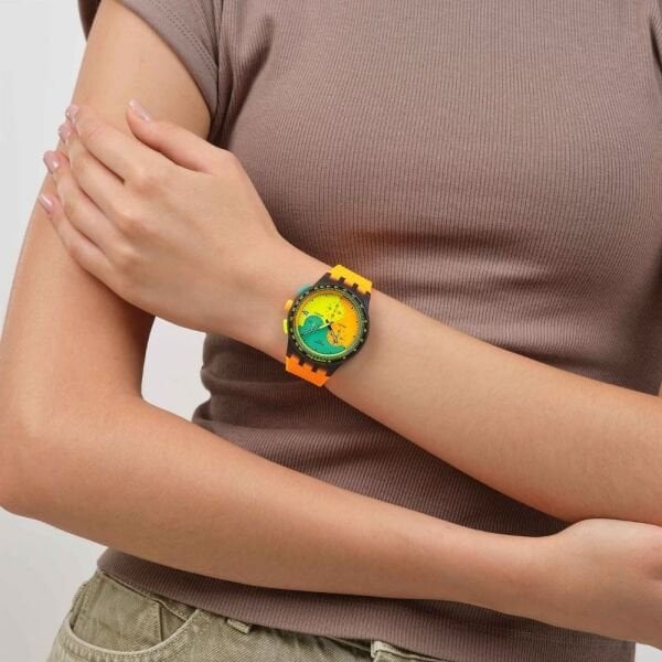 SUSB422 Swatch Neon Signal Flag Erkek Kol Saati