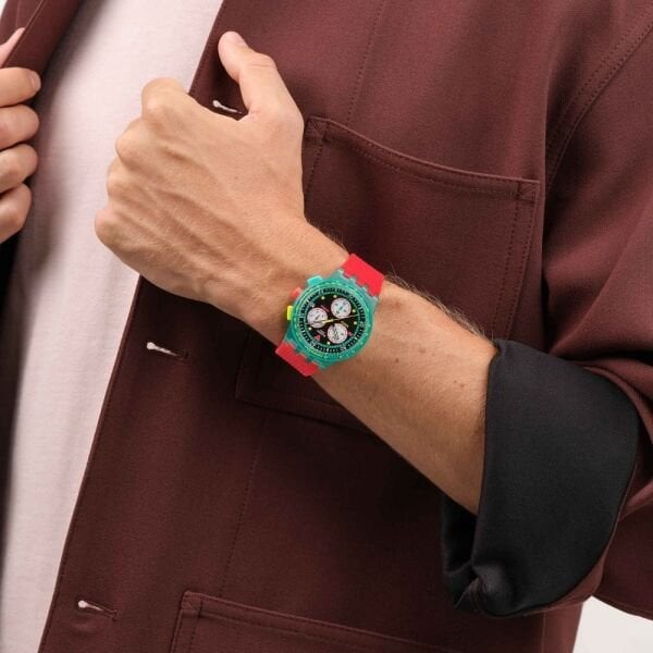 SUSG409 Swatch Neon Emerald Chrono Erkek Kol Saati