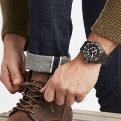 XS.3501.F LUMINOX F NAVY SEAL 3500 Serisi (İsviçre Üretimi Ronda 515 Mekanizmalı) Erkek Kol Saati XS.3501.F