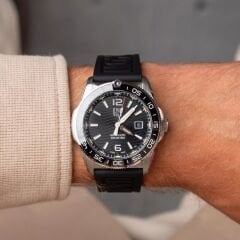 XS.3101 LUMINOX PACIFIC DIVER AUTOMATIC 3100 Erkek Kol Saati XS.3101