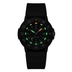 XS.3013.EVO.S LUMINOX EVO.S ORIGINAL NAVY SEAL 3000 Serisi (İsviçre Üretimi Ronda 515 Mekanizmalı) Erkek Kol Saati XS.3013.EVO.S
