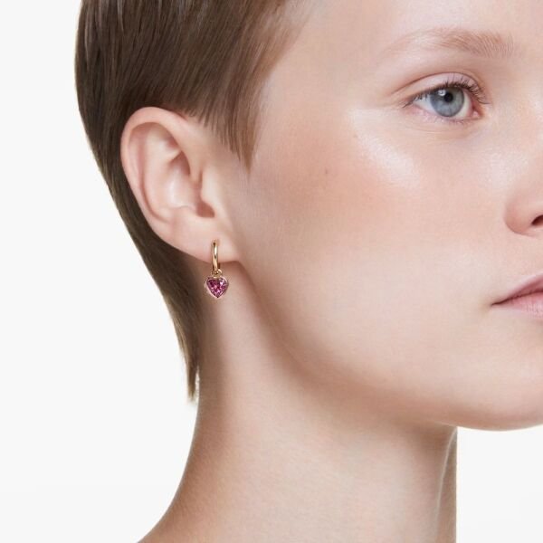 5684760 Swarovski Küpe Chroma:Pe Mn Hoop Drop Heart Red/Gos 5684760